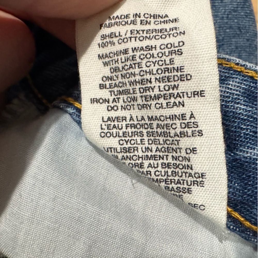 Avec Les Filles Raw Hem Cropped Distressed Jeans Women’s 29 - Picture 3 of 5